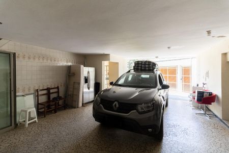 Casa à venda com 340m², 5 quartos e 1 vagaGaragem 