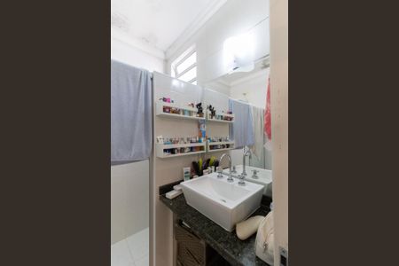 Casa à venda com 340m², 5 quartos e 1 vagaBanheiro da Suíte 1