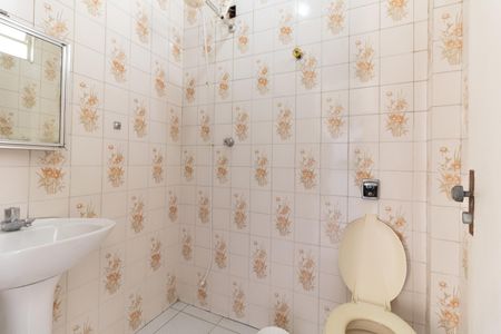 Casa à venda com 340m², 5 quartos e 1 vagaBanheiro de Serviço 