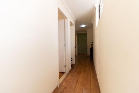 Casa à venda com 340m², 5 quartos e 1 vagaCorredor