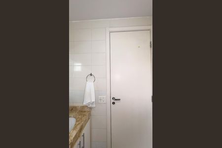 Apartamento para alugar com 69m², 3 quartos e 1 vaga Apartamento para alugar com 69m², 3 quartos e 1 vagaBanheiro da Suíte