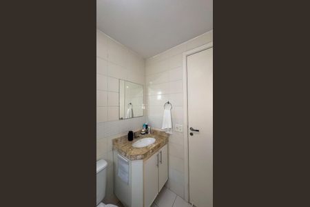 Apartamento para alugar com 69m², 3 quartos e 1 vaga Apartamento para alugar com 69m², 3 quartos e 1 vagaBanheiro da Suíte