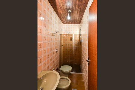 Banheiro de apartamento para alugar com 1 quarto, 40m² em Lourdes, Belo Horizonte