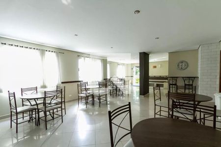 Apartamento à venda com 67m², 3 quartos e 1 vaga Apartamento à venda com 67m², 3 quartos e 1 vagaÁrea comum - Salão de festas