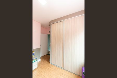 Casa à venda com 210m², 3 quartos e 2 vagas Casa à venda com 210m², 3 quartos e 2 vagasQuarto 1