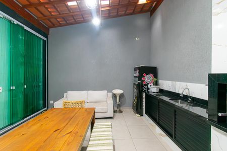 Casa à venda com 210m², 3 quartos e 2 vagas Casa à venda com 210m², 3 quartos e 2 vagasÁrea gourmet