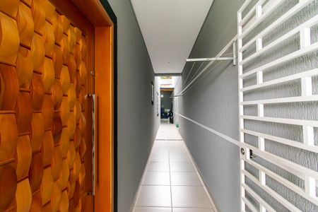 Casa à venda com 210m², 3 quartos e 2 vagas Casa à venda com 210m², 3 quartos e 2 vagasCorredor Externo
