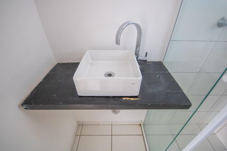 Apartamento à venda com 65m², 3 quartos e 1 vaga Apartamento à venda com 65m², 3 quartos e 1 vagaBanheiro Social