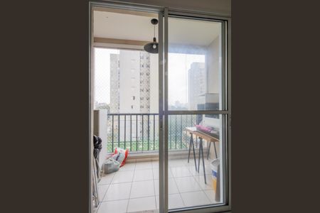 Sacada de apartamento à venda com 3 quartos, 65m² em Umuarama, Osasco