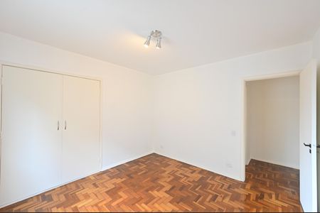 Apartamento à venda com 79m², 2 quartos e 1 vagaQuarto 2