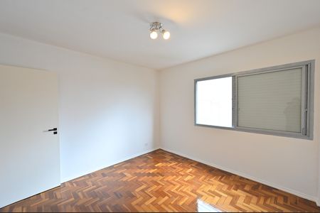 Apartamento à venda com 79m², 2 quartos e 1 vagaQuarto 2