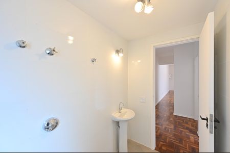 Apartamento à venda com 79m², 2 quartos e 1 vagaBanheiro Social
