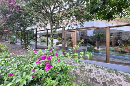 Apartamento à venda com 185m², 3 quartos e 2 vagas Apartamento à venda com 185m², 3 quartos e 2 vagasÁrea comum