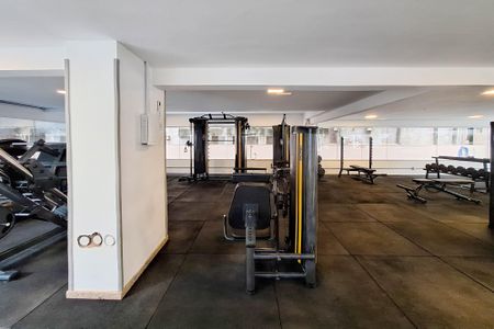 Apartamento à venda com 185m², 3 quartos e 2 vagas Apartamento à venda com 185m², 3 quartos e 2 vagasÁrea comum