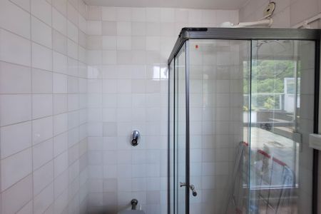 Apartamento à venda com 185m², 3 quartos e 2 vagas Apartamento à venda com 185m², 3 quartos e 2 vagasBanheiro 2