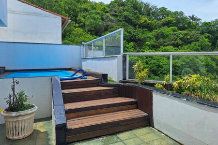 Apartamento à venda com 185m², 3 quartos e 2 vagas Apartamento à venda com 185m², 3 quartos e 2 vagasCobertura