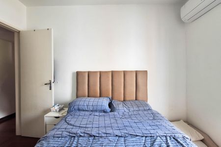 Apartamento à venda com 185m², 3 quartos e 2 vagas Apartamento à venda com 185m², 3 quartos e 2 vagasQuarto 1