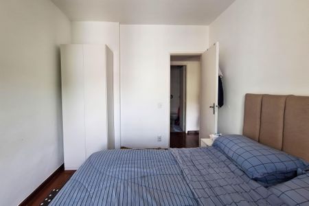 Apartamento à venda com 185m², 3 quartos e 2 vagas Apartamento à venda com 185m², 3 quartos e 2 vagasQuarto 1