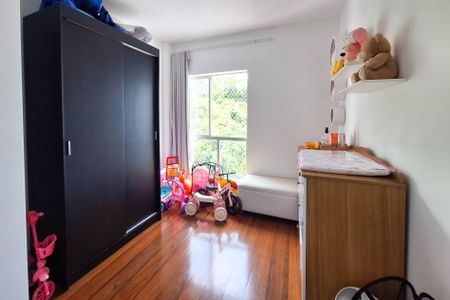 Apartamento à venda com 185m², 3 quartos e 2 vagas Apartamento à venda com 185m², 3 quartos e 2 vagasQuarto 2