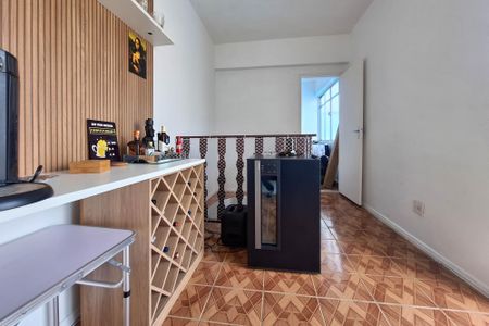 Apartamento à venda com 185m², 3 quartos e 2 vagas Apartamento à venda com 185m², 3 quartos e 2 vagasSala 2