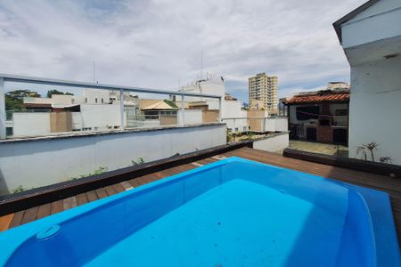 Apartamento à venda com 185m², 3 quartos e 2 vagas Apartamento à venda com 185m², 3 quartos e 2 vagasCobertura