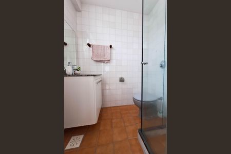 Apartamento à venda com 185m², 3 quartos e 2 vagas Apartamento à venda com 185m², 3 quartos e 2 vagasBanheiro 2