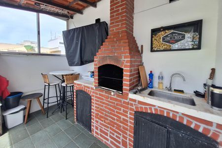 Apartamento à venda com 185m², 3 quartos e 2 vagas Apartamento à venda com 185m², 3 quartos e 2 vagasCobertura