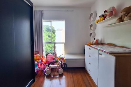 Apartamento à venda com 185m², 3 quartos e 2 vagas Apartamento à venda com 185m², 3 quartos e 2 vagasQuarto 2