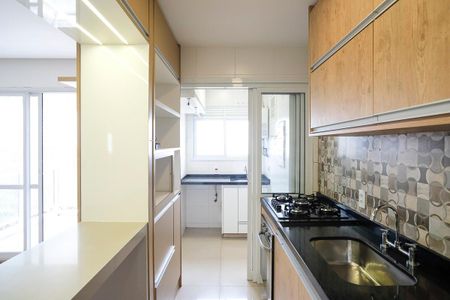 Apartamento à venda com 68m², 2 quartos e 1 vagaCozinha