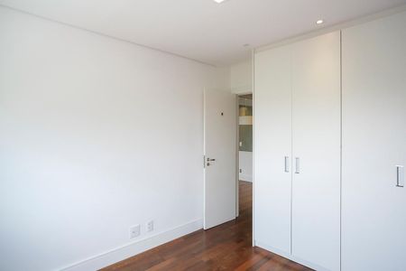 Apartamento à venda com 68m², 2 quartos e 1 vagaQuarto