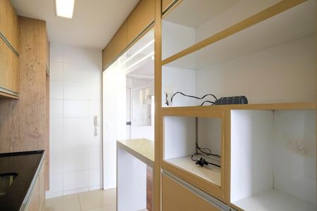 Apartamento à venda com 68m², 2 quartos e 1 vagaCozinha