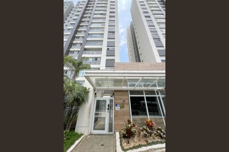 Apartamento à venda com 68m², 2 quartos e 1 vagaFachada + Placa