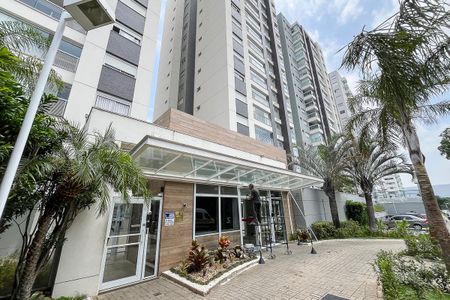 Apartamento à venda com 68m², 2 quartos e 1 vagaFachada + Placa