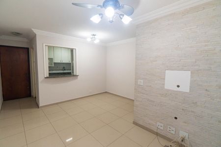 Sala de apartamento para alugar com 3 quartos, 74m² em Vila do Encontro, São Paulo