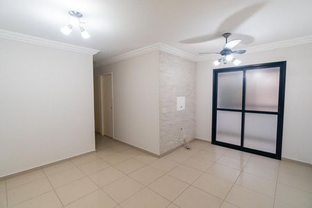 Sala de apartamento para alugar com 3 quartos, 74m² em Vila do Encontro, São Paulo