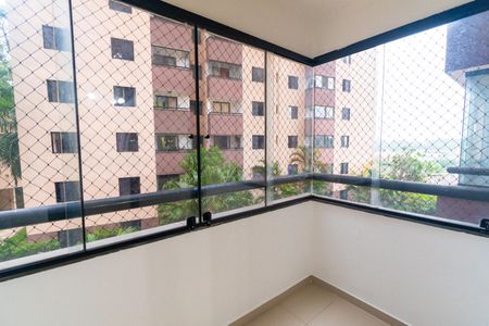 Sacada da Sala de apartamento para alugar com 3 quartos, 74m² em Vila do Encontro, São Paulo