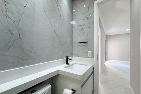 Banheiro Social de apartamento à venda com 2 quartos, 56m² em Jardim Olavo Bilac, São Bernardo do Campo