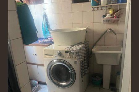 Apartamento à venda com 87m², 3 quartos e 2 vagas Apartamento à venda com 87m², 3 quartos e 2 vagasÁrea de Serviço