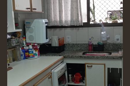 Apartamento à venda com 87m², 3 quartos e 2 vagas Apartamento à venda com 87m², 3 quartos e 2 vagasCozinha