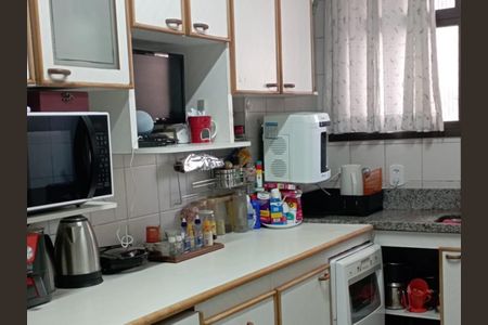 Apartamento à venda com 87m², 3 quartos e 2 vagas Apartamento à venda com 87m², 3 quartos e 2 vagasCozinha