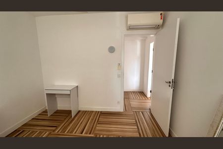 Apartamento para alugar com 85m², 2 quartos e 1 vaga Apartamento para alugar com 85m², 2 quartos e 1 vagaQuarto