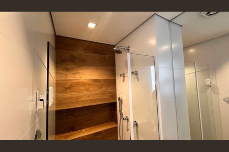 Apartamento para alugar com 85m², 2 quartos e 1 vaga Apartamento para alugar com 85m², 2 quartos e 1 vagaBanheiro da suíte