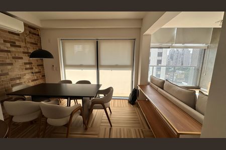 Apartamento para alugar com 85m², 2 quartos e 1 vaga Apartamento para alugar com 85m², 2 quartos e 1 vagaSala/cozinha