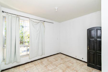 Casa à venda com 300m², 4 quartos e sem vaga Casa à venda com 300m², 4 quartos e sem vagaQuarto 2