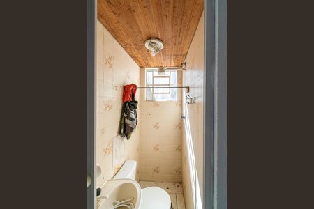 Casa à venda com 300m², 4 quartos e sem vaga Casa à venda com 300m², 4 quartos e sem vagaBanheiro da Suíte 2