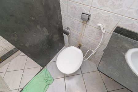 Casa à venda com 300m², 4 quartos e sem vaga Casa à venda com 300m², 4 quartos e sem vagaBanheiro Social 1