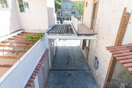 Casa à venda com 300m², 4 quartos e sem vaga Casa à venda com 300m², 4 quartos e sem vagaVista da Varanda dos fundos