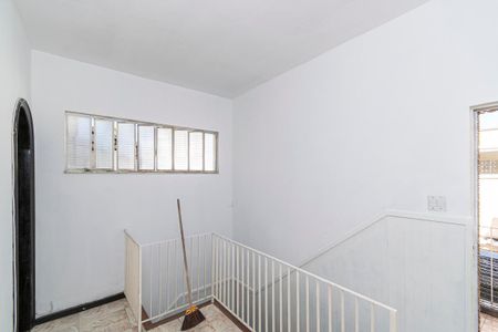 Casa à venda com 300m², 4 quartos e sem vaga Casa à venda com 300m², 4 quartos e sem vagaHall do 2º andar