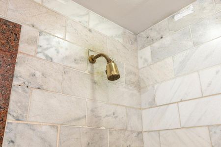 Casa à venda com 300m², 4 quartos e sem vaga Casa à venda com 300m², 4 quartos e sem vagaBanheiro da Suíte 1