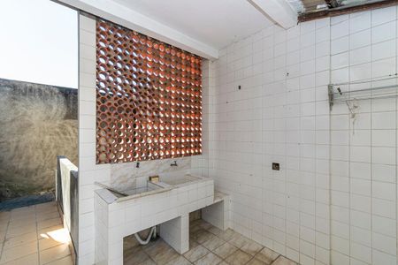 Casa à venda com 300m², 4 quartos e sem vaga Casa à venda com 300m², 4 quartos e sem vagaLavanderia